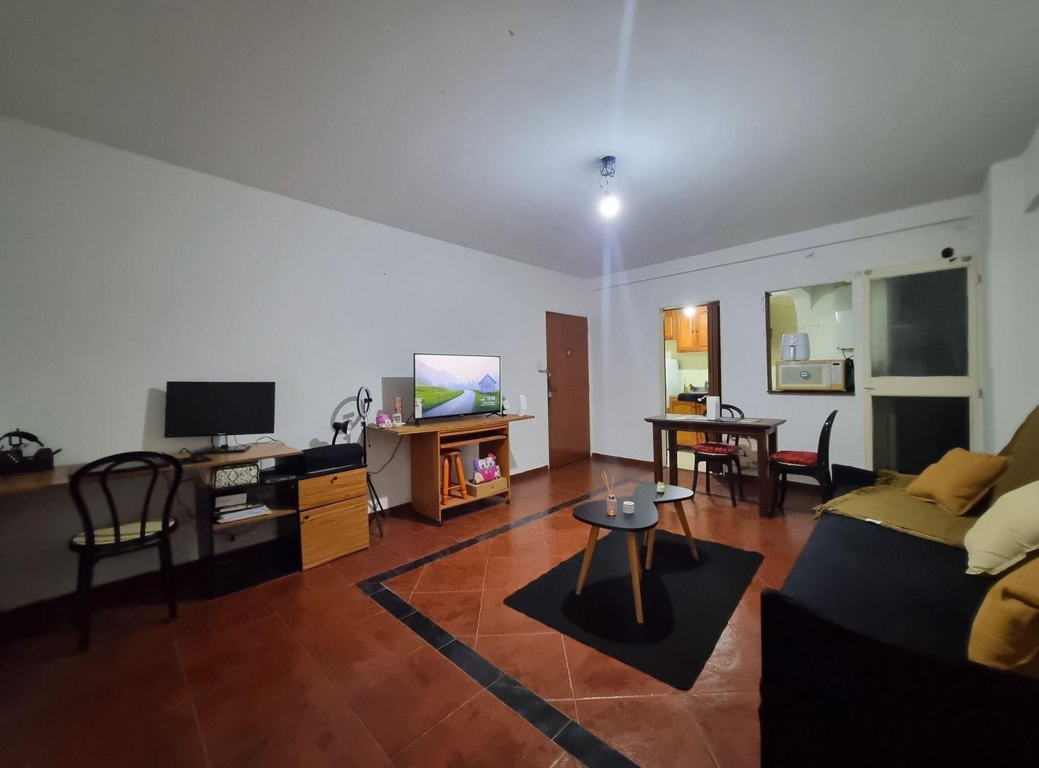 Foto de VENTA DEPARTAMENTO 2 AMBIENTES APTO PROFESIONAL, imagen 3