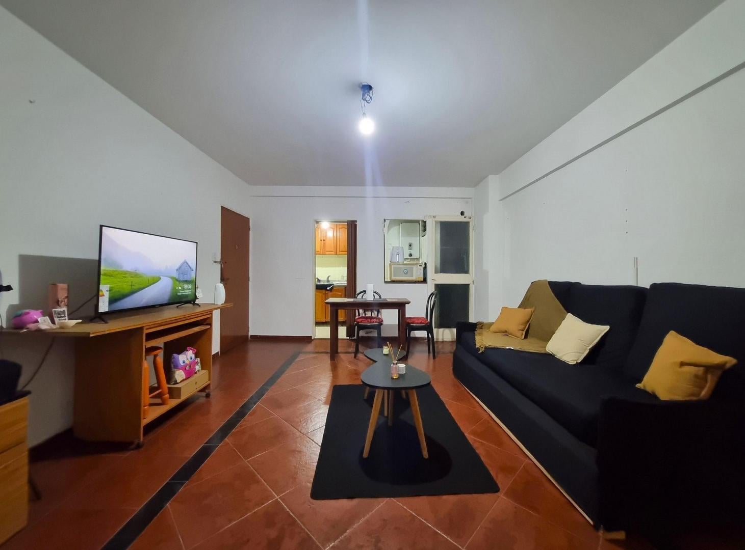 Foto de VENTA DEPARTAMENTO 2 AMBIENTES APTO PROFESIONAL, imagen 2