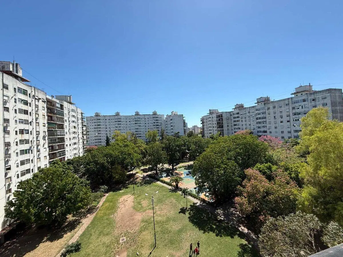 VENTA DEPARTAMENTO  4 AMBIENTES PARQUE CHACABUCO 4