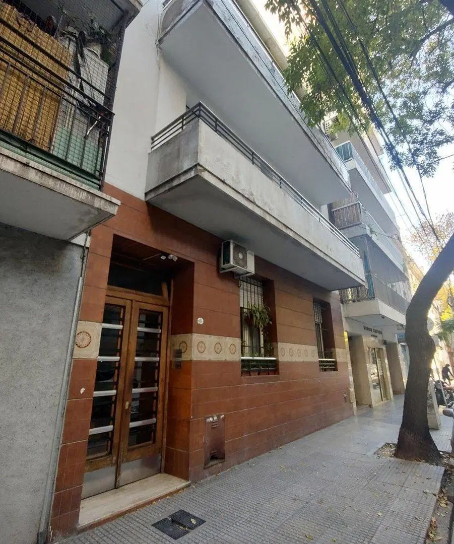 VENTA DEPTO 3 HABITACIONES FRENTE BALCON SUBTE A 5