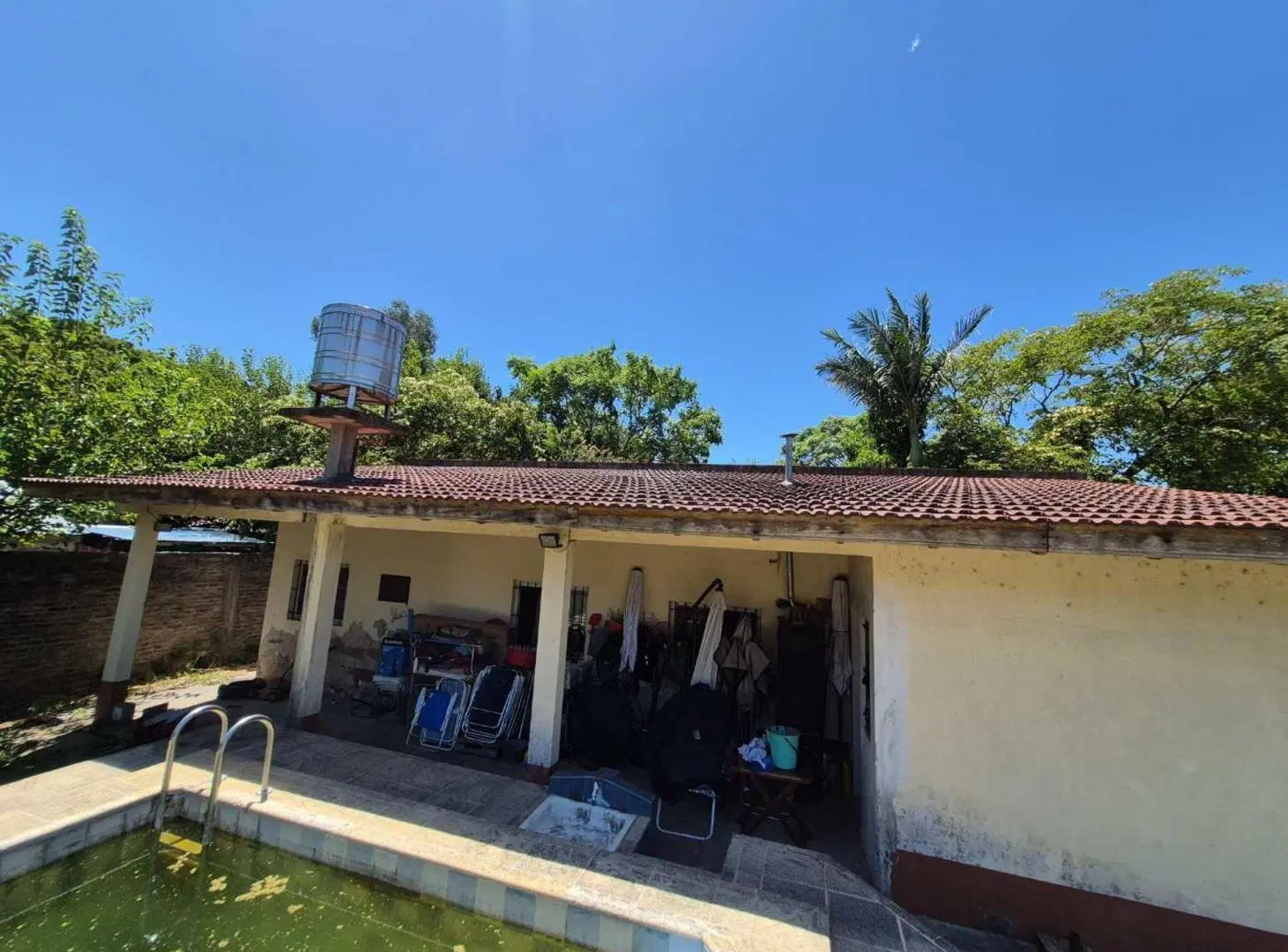 Casa en lote doble a reciclar  Oportunidad 5