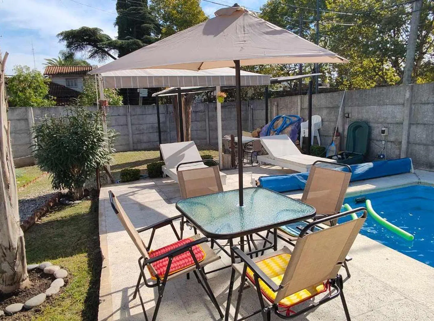 CASA 3 AMB EN VENTA BELLA VISTA PILETA Y QUINCHO 5