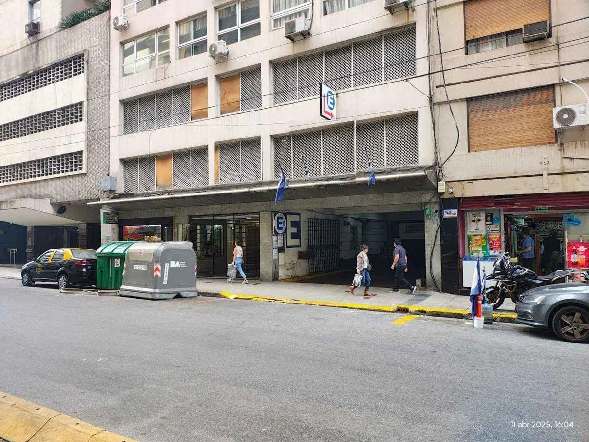 Venta Cochera Tribunales Pb Grande Fija Cubierta 7