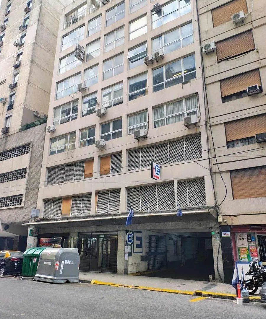 Venta Cochera Tribunales Pb Grande Fija Cubierta 4