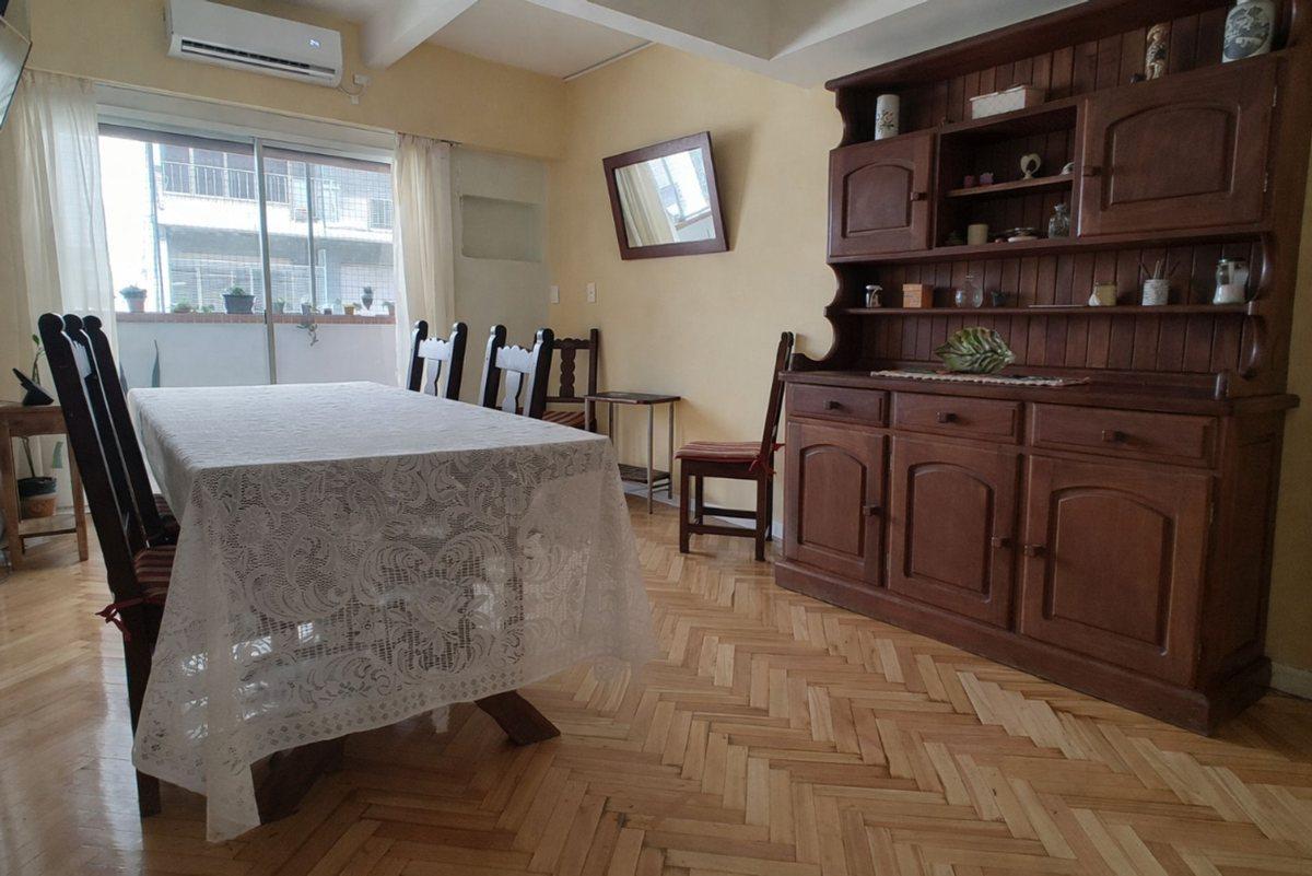 Foto de DEPTO EN VENTA 4 AMB CON BALCON CABALLITO RENOVADO, imagen 3