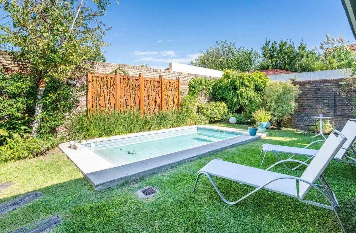 Casa en San Justo con pileta y quincho venta 3