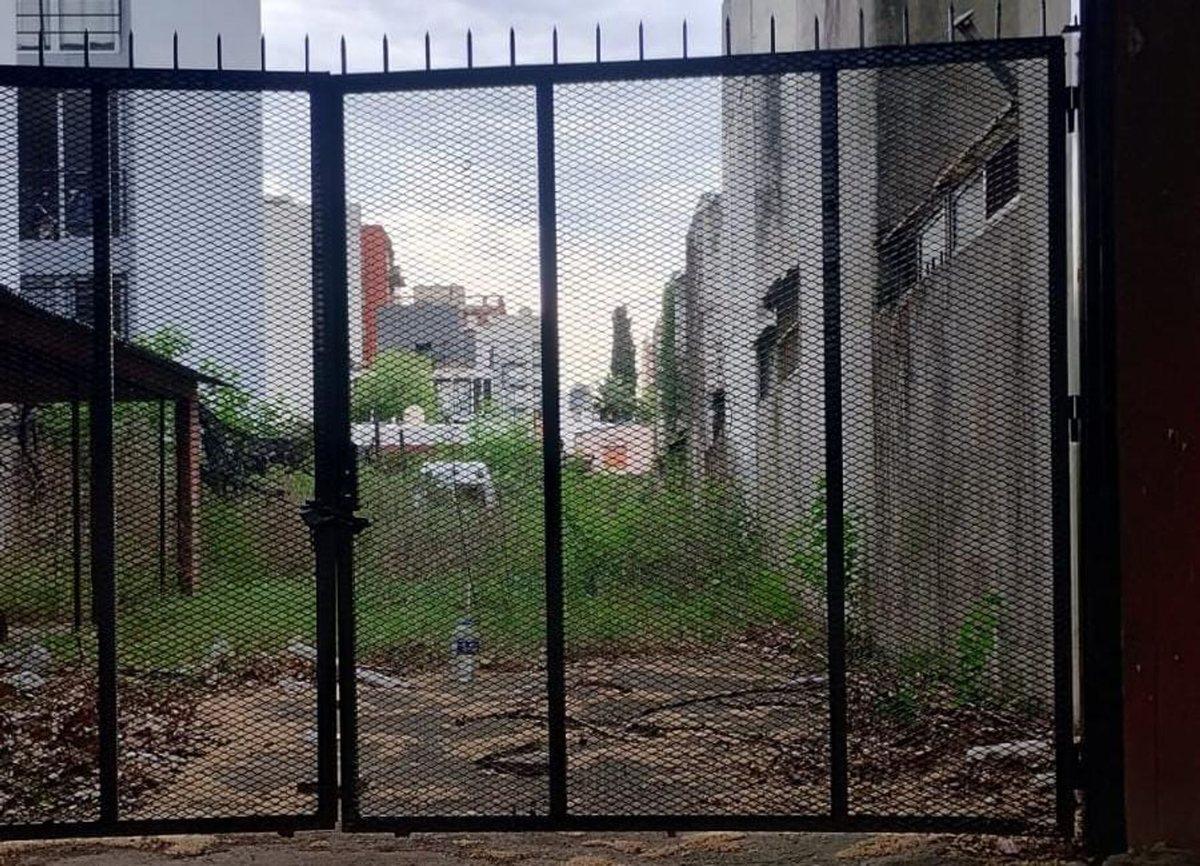 Foto de LOTE CENTRICO EN MORON, imagen 2