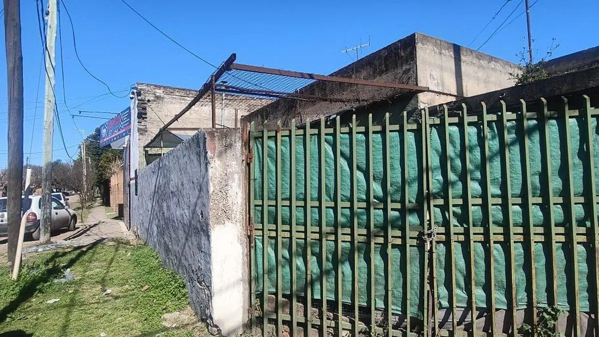 VENTA LOTE C/GALPON Y CASA LOS POLVORINES RUTA 197 5