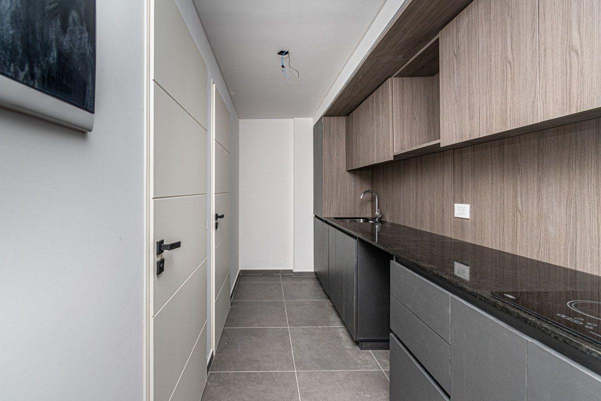 Foto de VENTA OFICINA 136M2 EDIFICIO CORPORATIVO BELGRANO, imagen 3