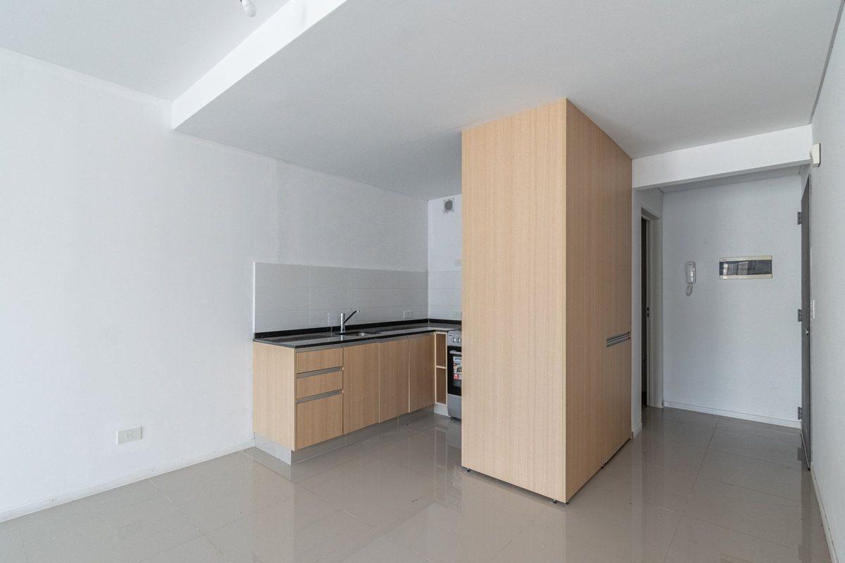 Foto de Monoambiente con cochera y patio Villa Urquiza, imagen 5
