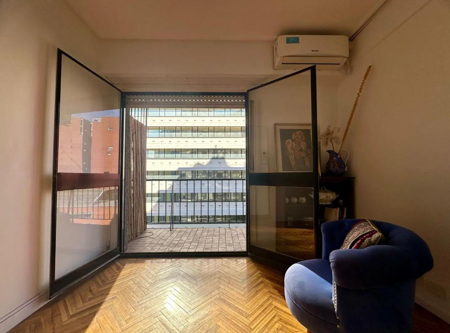 VENTA 3 AMBIENTES RETIRO BALCON PISO ALTO LUMINOSO 8