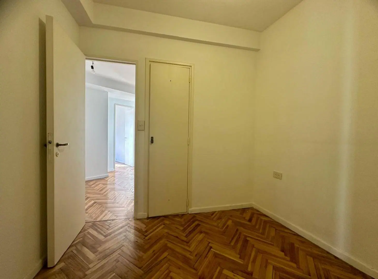 VENTA OFICINA CONSULTORIO RETIRO BALC P. ALTO LUMI 3