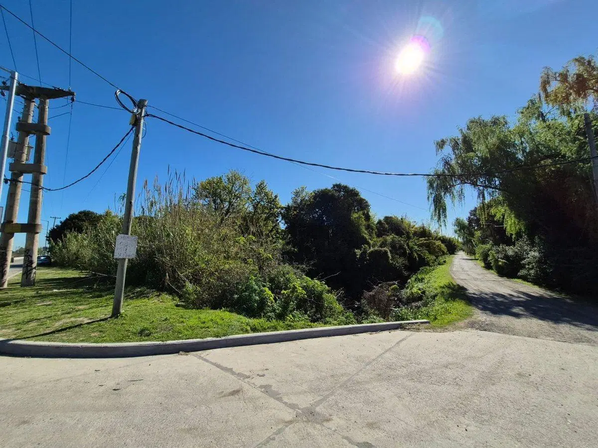 Lote excelente ubicacion en costa Sarandi 10000m2 5