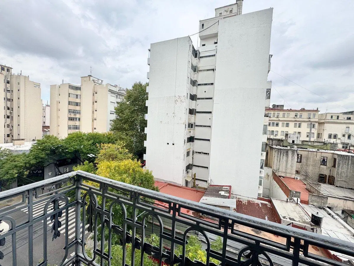 VENTA SEMIPISO 5 AMB ESTILO FRANCES AV BELGRANO 5