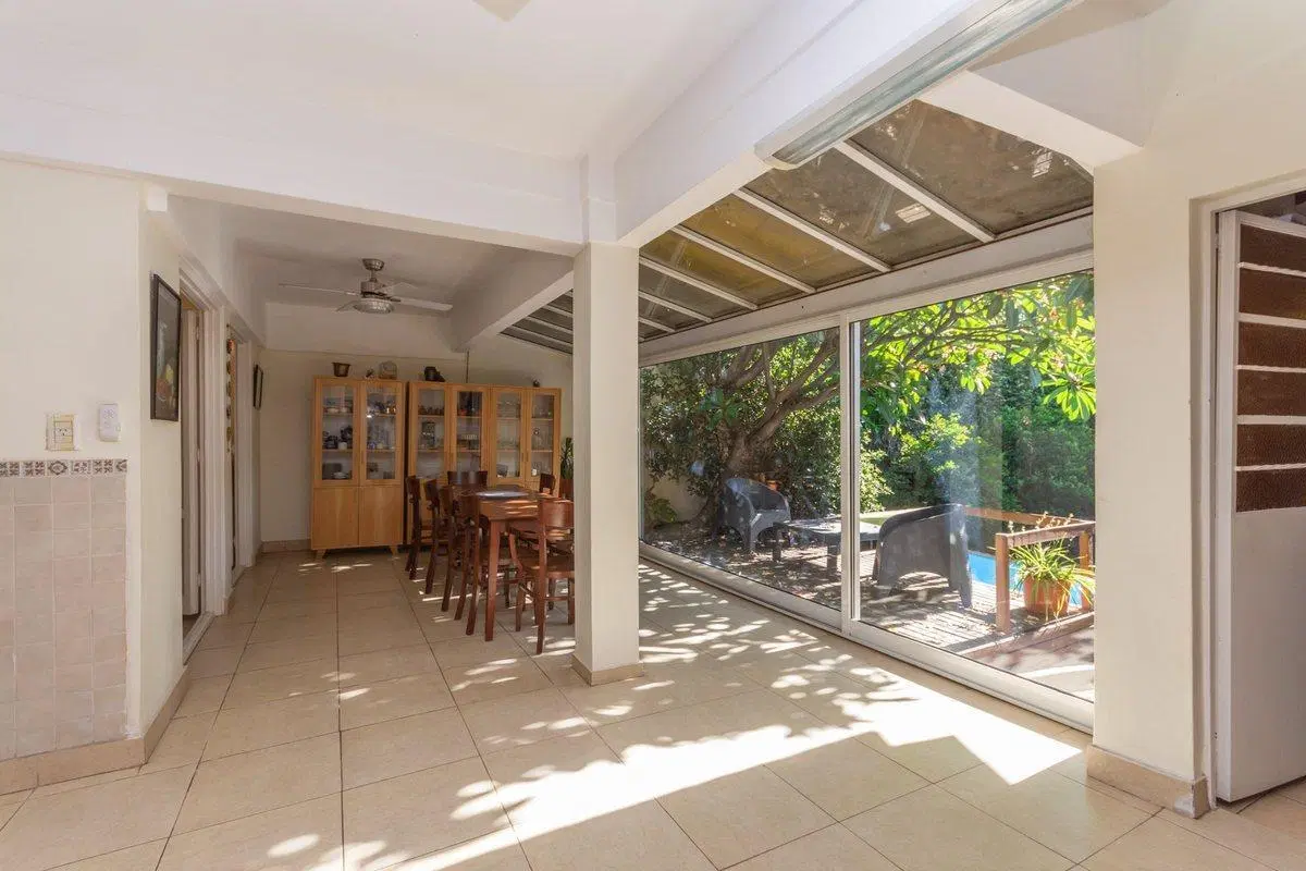 VENTA CASA LOTE PROPIO 6 AMB COLEGIALES JARDIN 8
