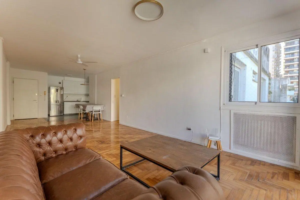 Departamento 4 ambientes con balcón en Belgrano 5