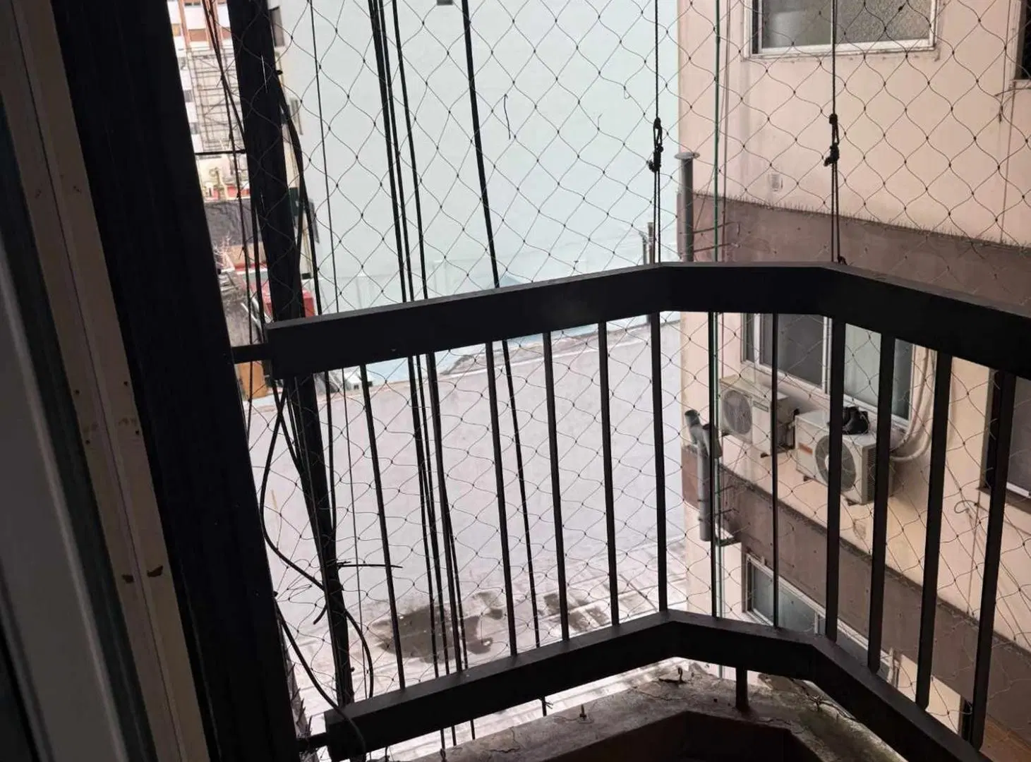 ALQUILER DEPARTAMENTO 3 AMBIENTES BALCON FLORES 4