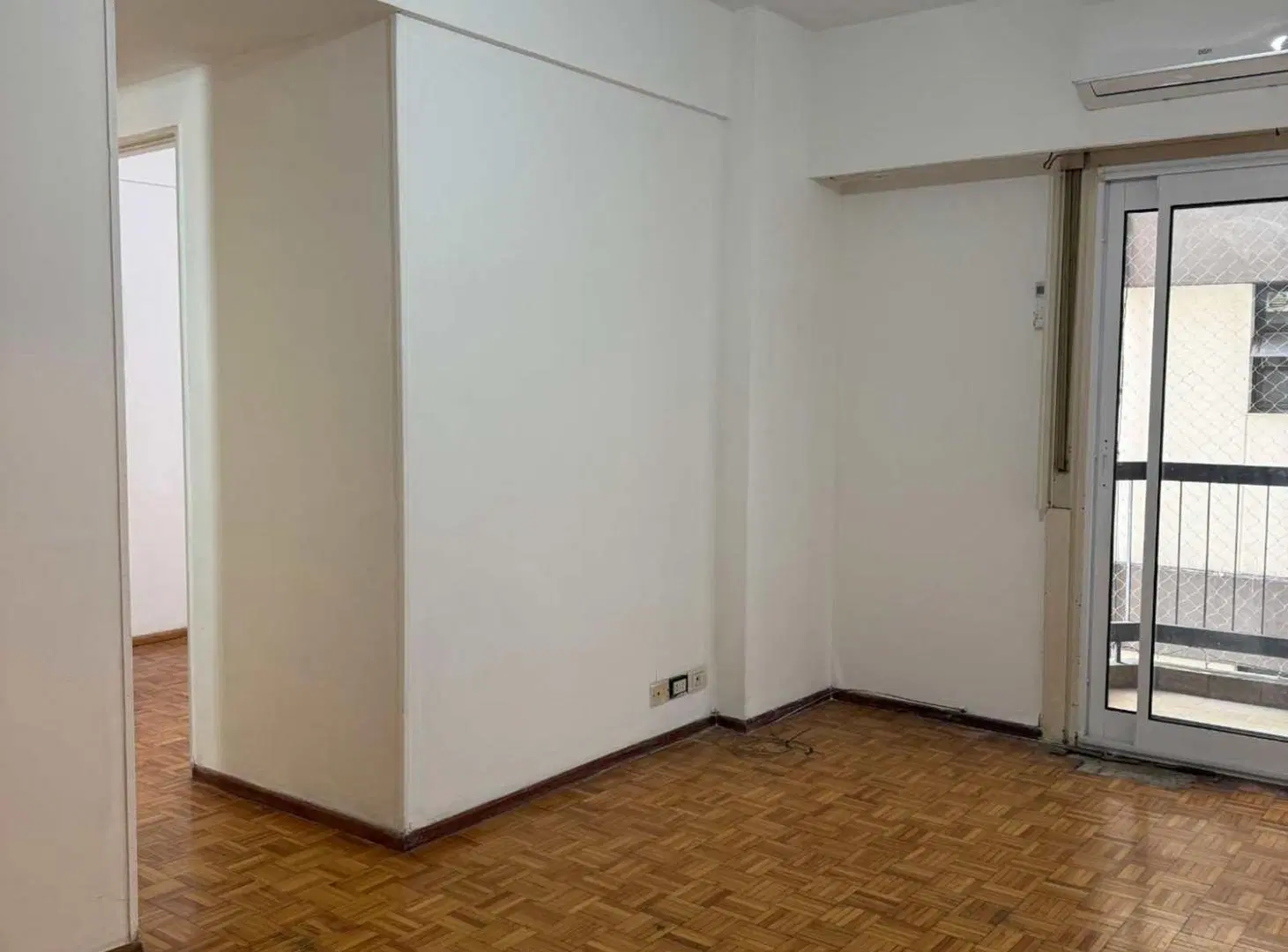 ALQUILER DEPARTAMENTO 3 AMBIENTES BALCON FLORES 8
