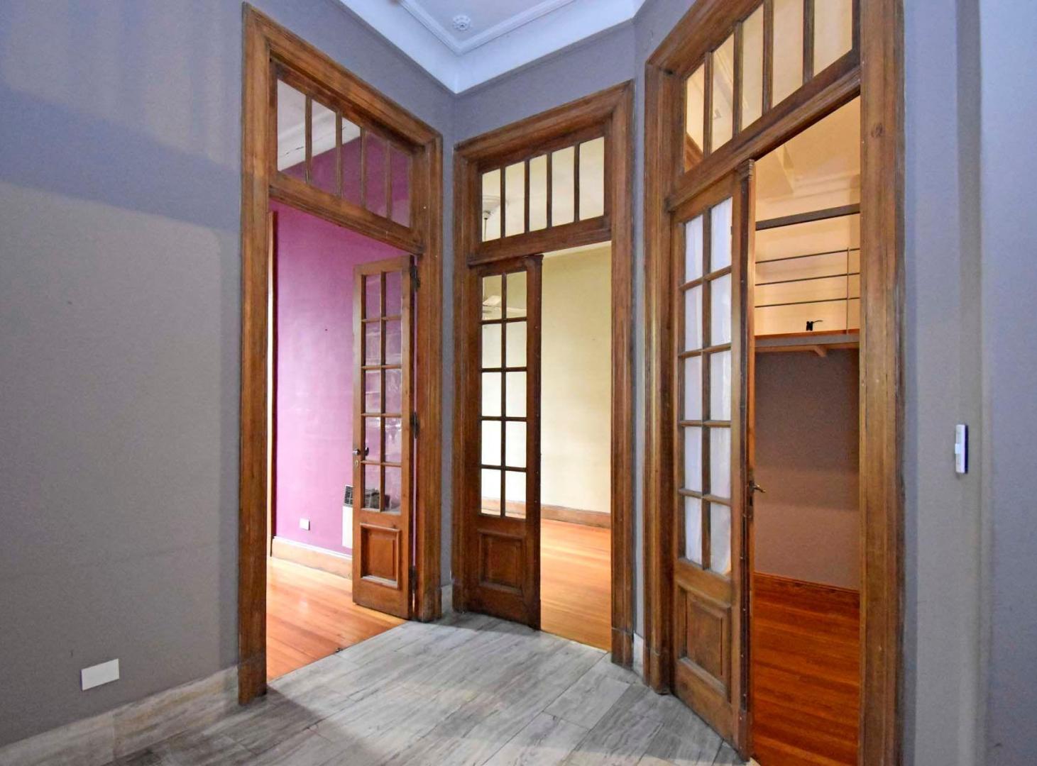 Foto de Venta departamento 6 ambientes tipo PH Francés, imagen 2