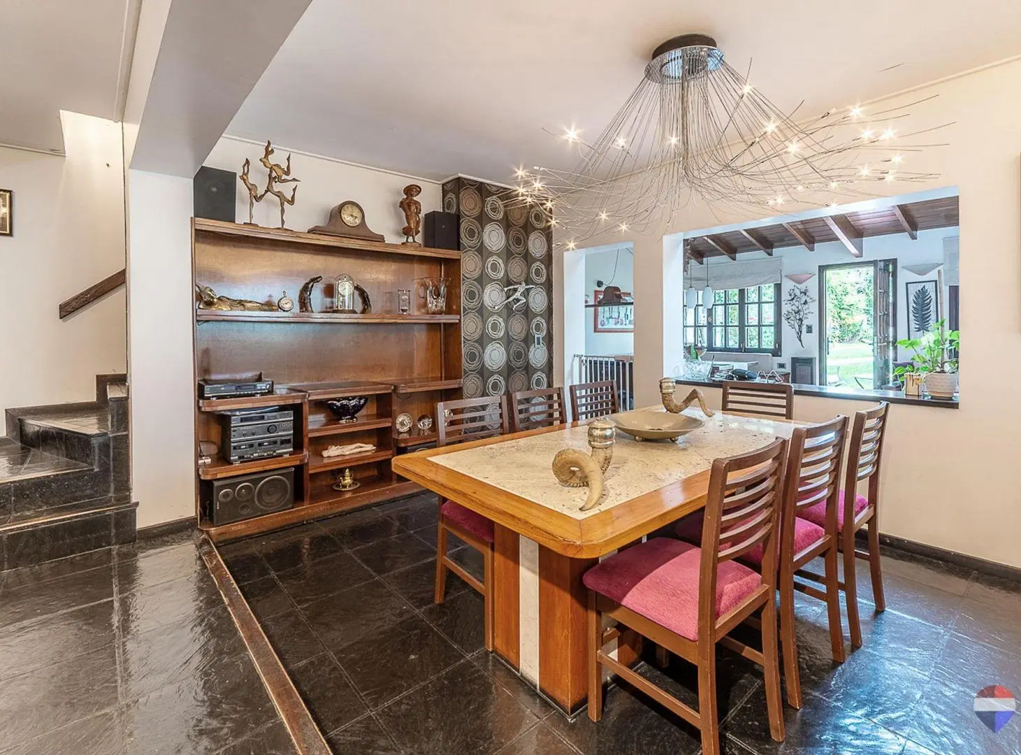 CASA 7 AMB VENTA MARTINEZ JARDIN PILETA Y QUINCHO 3
