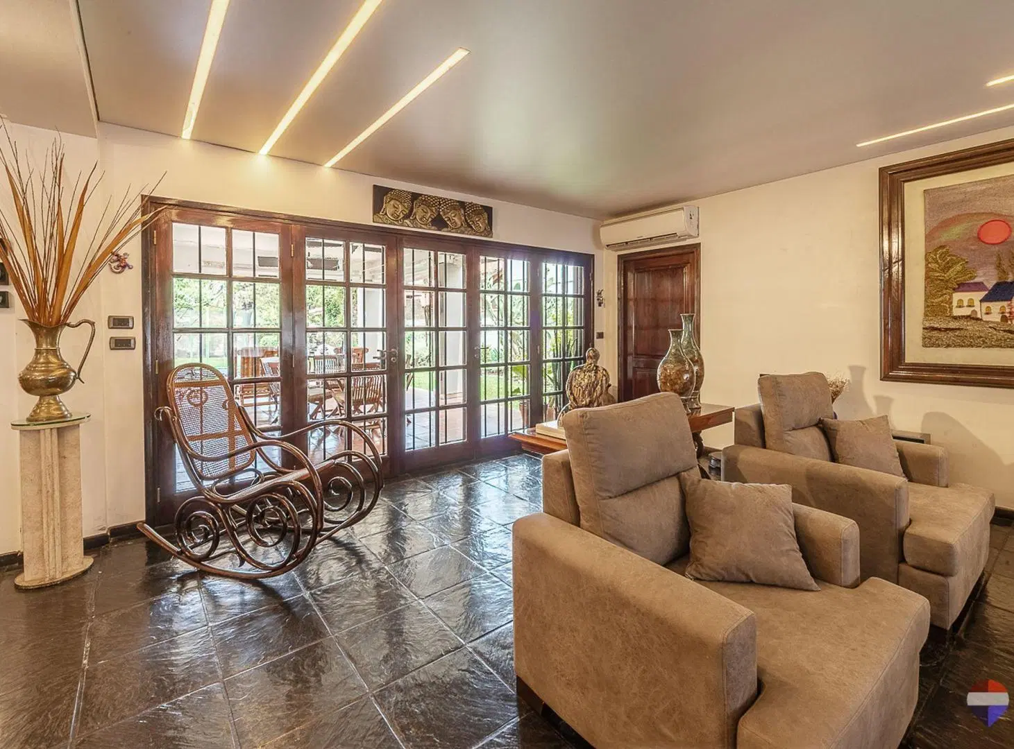 CASA 7 AMB VENTA MARTINEZ JARDIN PILETA Y QUINCHO 5