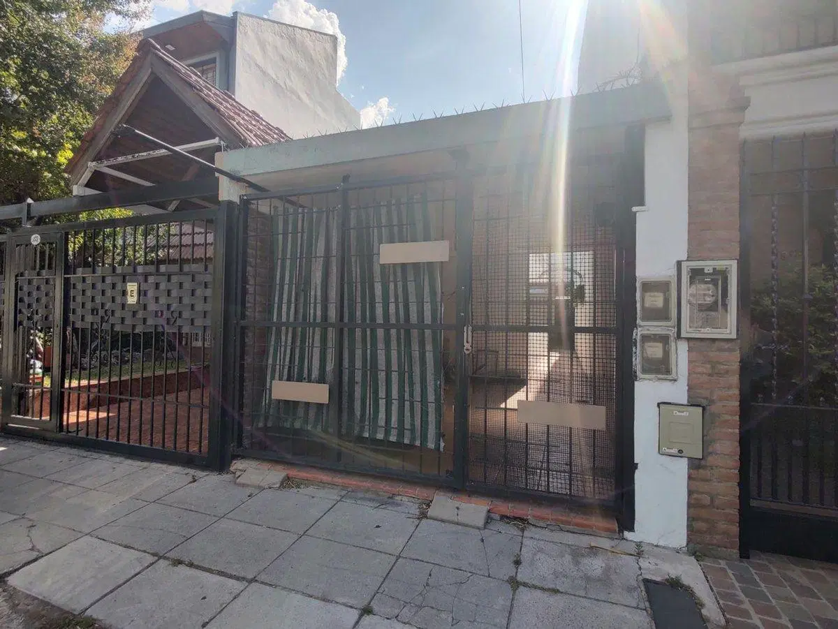 VENTA PH SIN EXPENSAS 4 DORMITORIOS COCHERA JARDIN 3