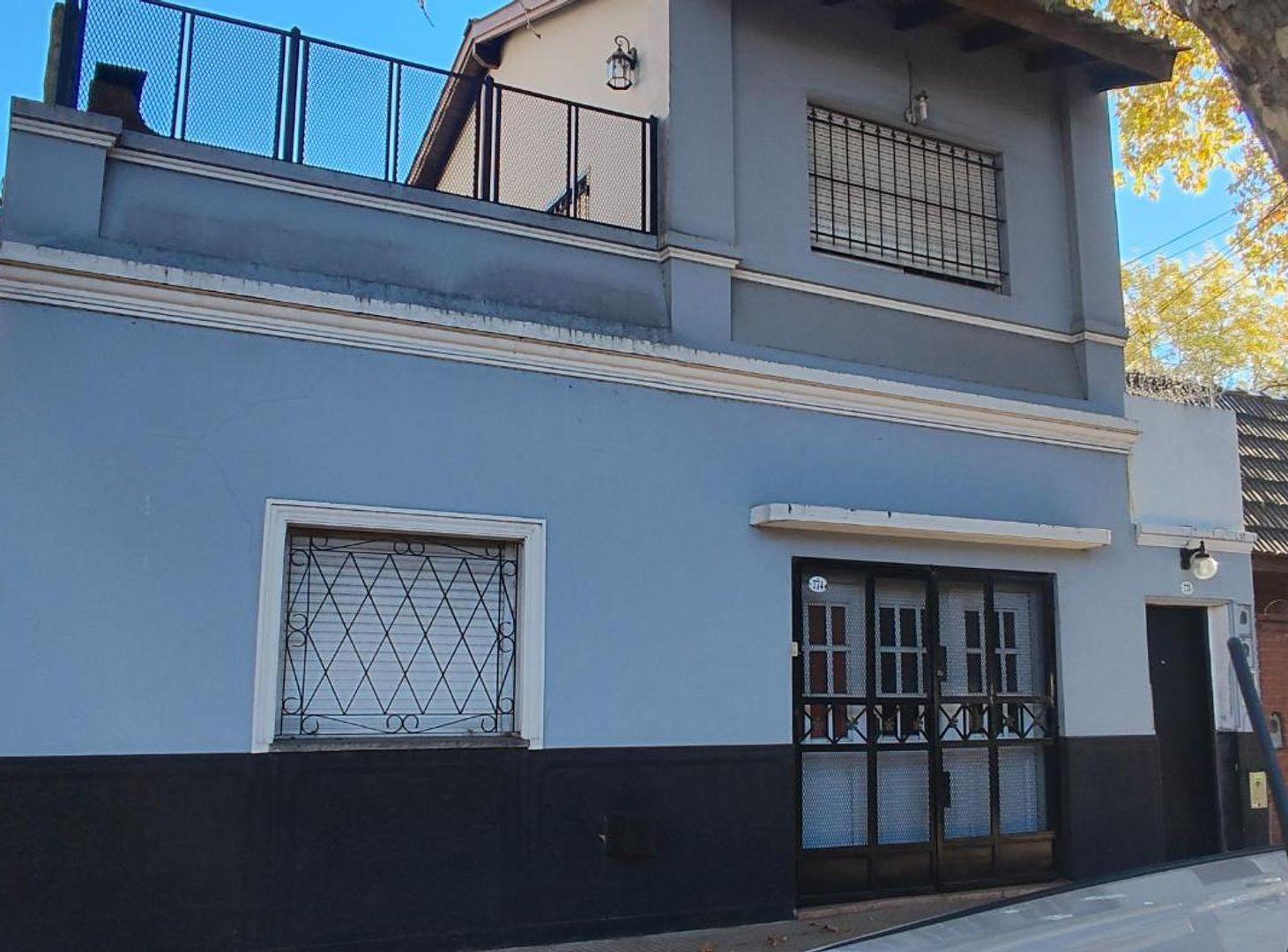 Foto de PH 4 AMBIENTES EN VENTA VILLA LURO TERRAZA PROPIA, imagen 1