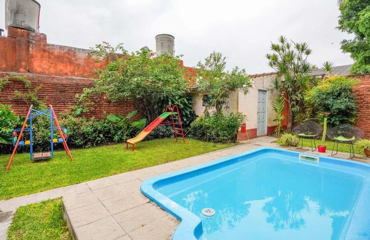 Casa lote propio con pileta en Villa Ballester 4