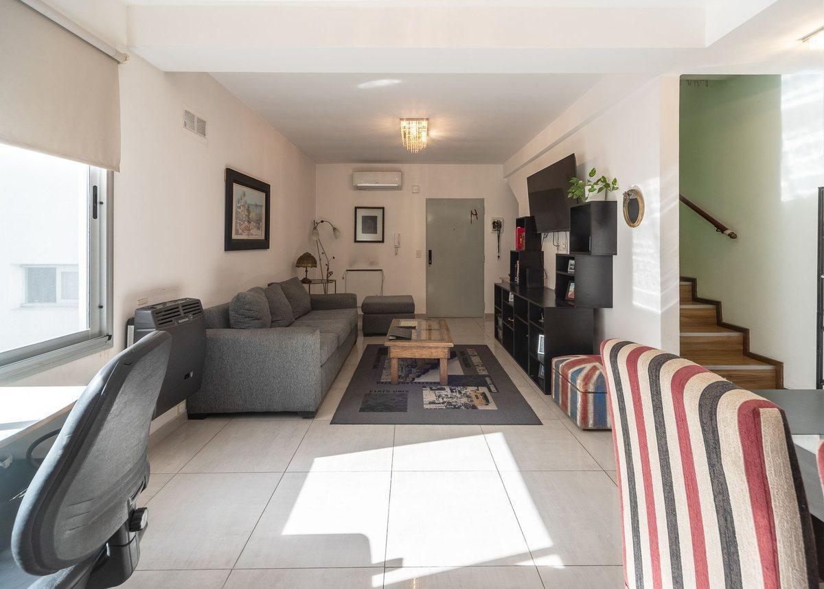 Foto de VENTA PH CON TERRAZA ALMAGRO, imagen 5