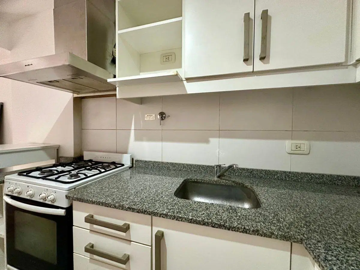VENTA OFICINA PARQUE CHACABUCO 4