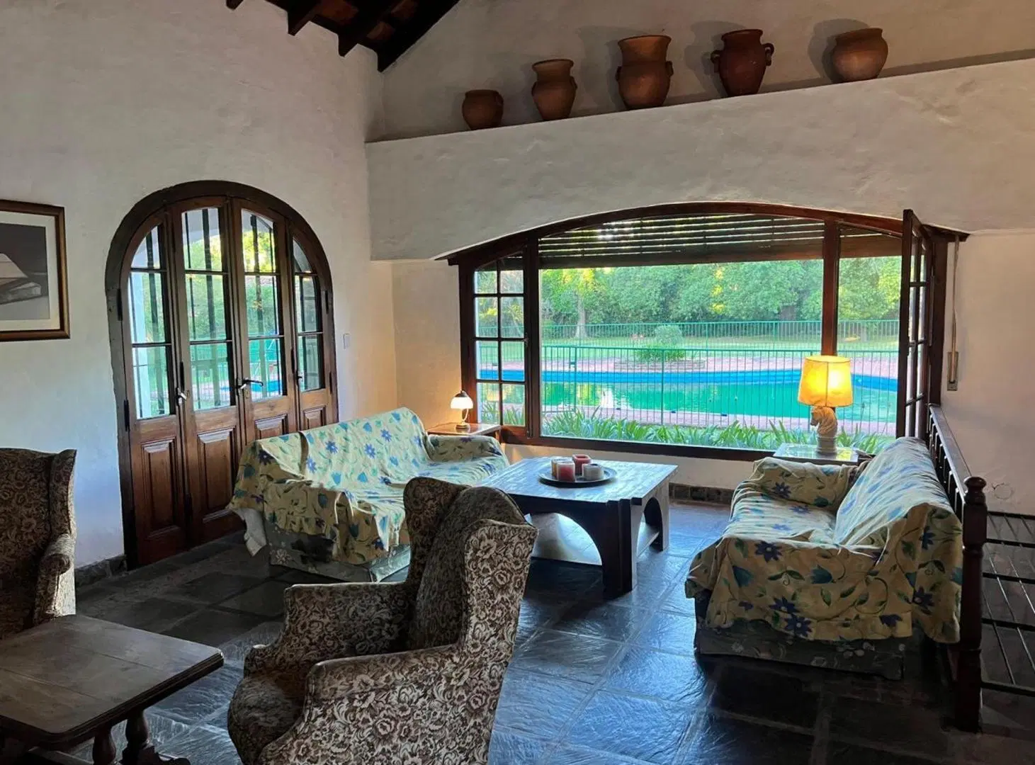 VENTA CASA ESTILO COLONIAL EN EL CAZADOR 4