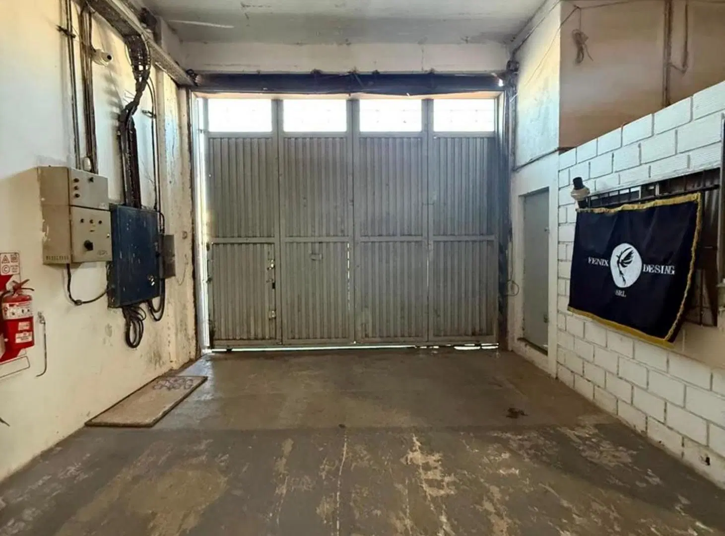 DEPOSITO INDUSTRIAL EN VENTA EN LOMA HERMOSA 2