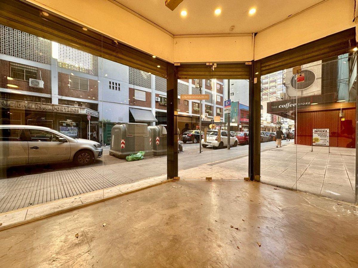 Foto de VENTA LOCAL RETIRO EXCELENTE ZONA GRAN FRENTE 50m2, imagen 1