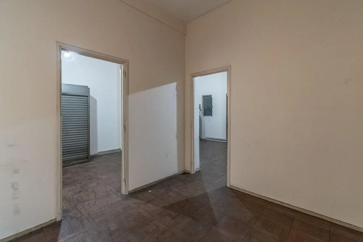 OFICINA COMERCIAL VENTA EN AV DE MAYO MONSERRAT 3