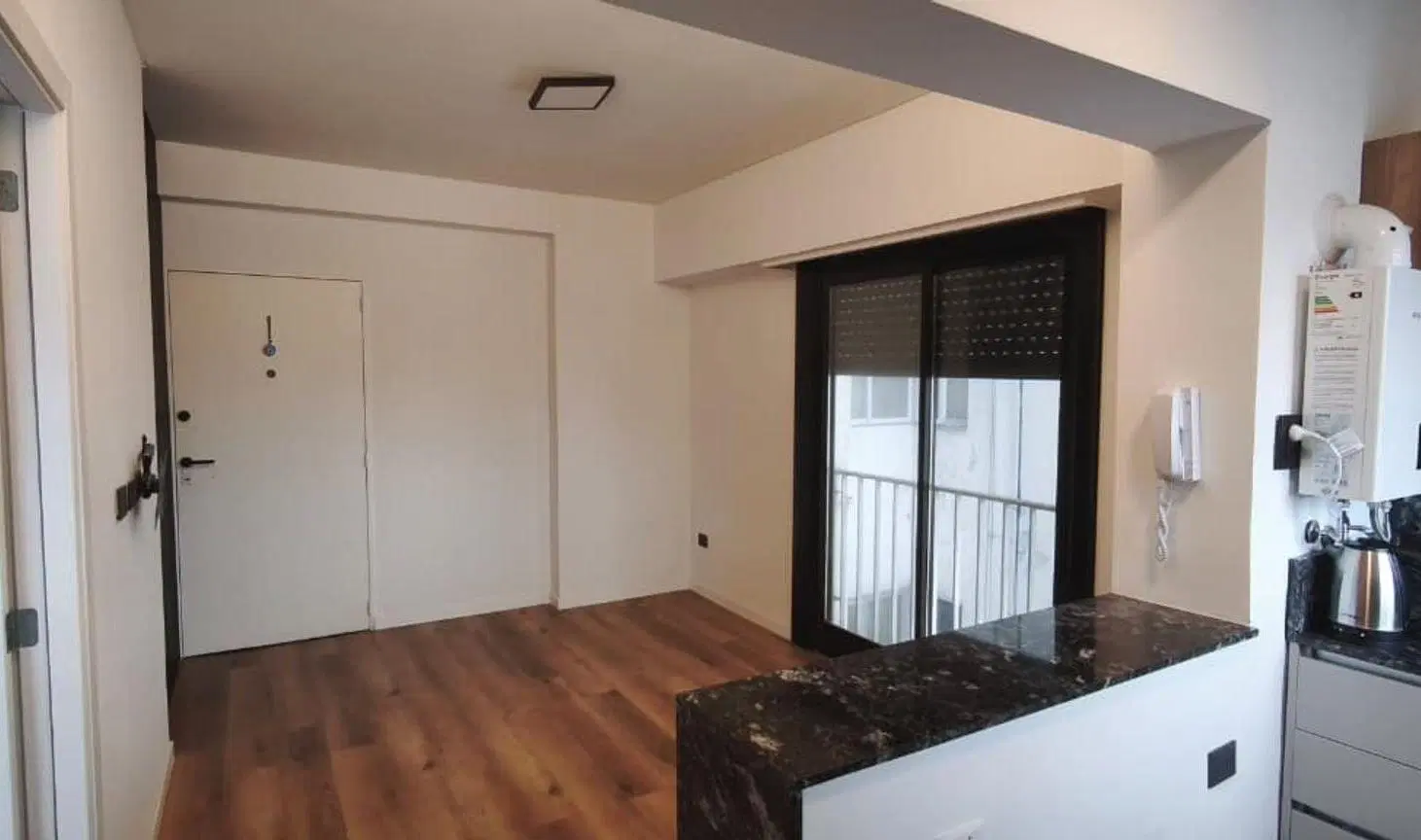 DEPARTAMENTO 2 AMBIENTES AVELLANEDA CENTRO 2