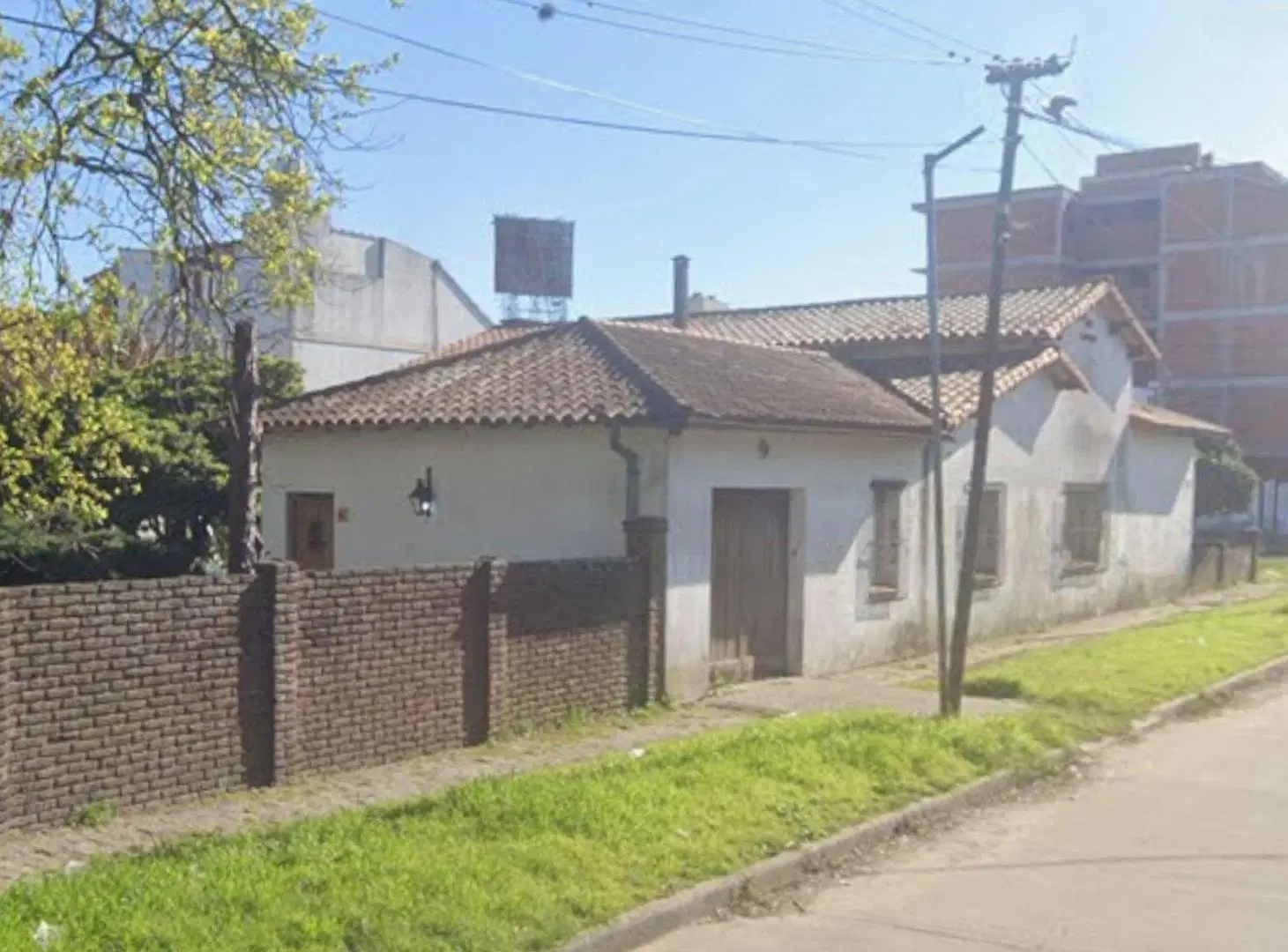 LOTE 1207 MTS2 VENTA EN BERNAL OESTE CON MEJORAS 5