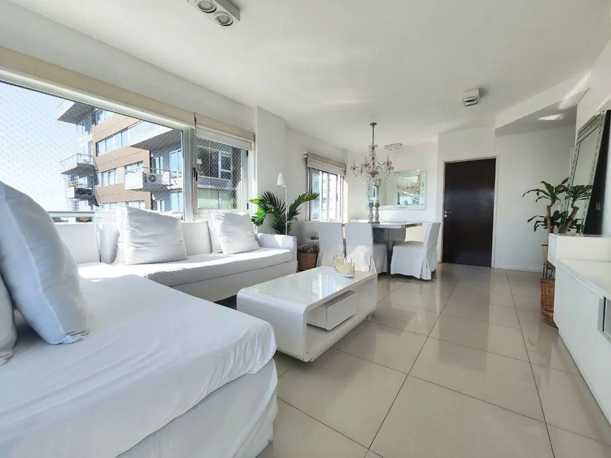 VENTA VICENTE LOPEZ 3 DORMITORIOS VISTA 2 COCHERAS 3