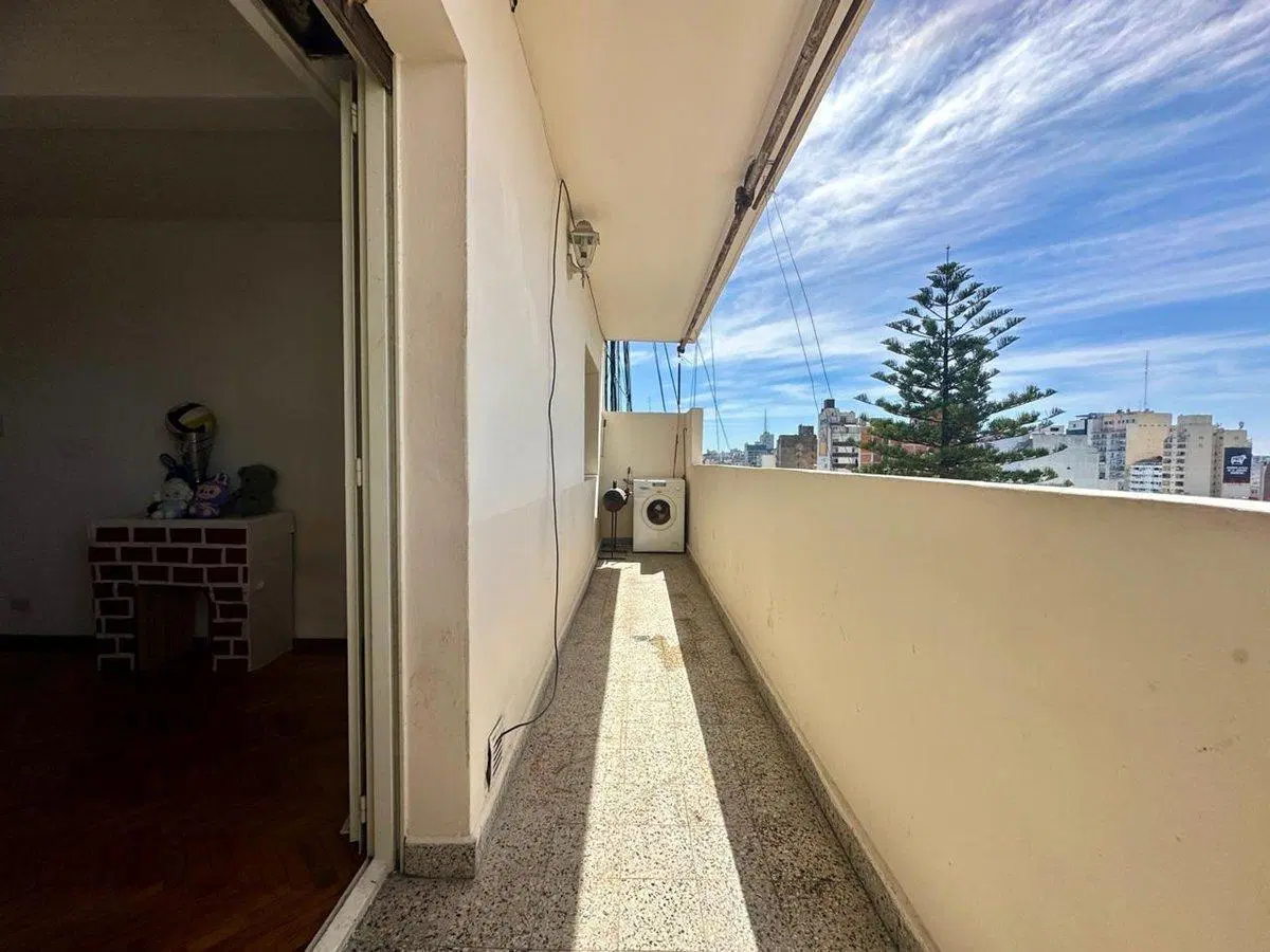 VENTA 2 AMBIENTES CONSTITUCION BALCON MUY LUMINOSO 8