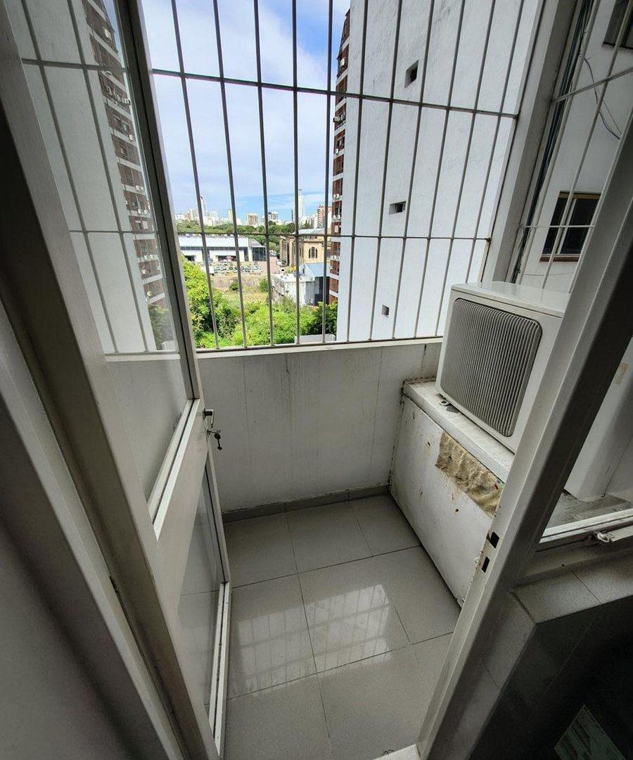 Foto de VENTA DEPTO 2 AMB BAÑO Y TOILETTE APTO PROFESIONAL, imagen 2
