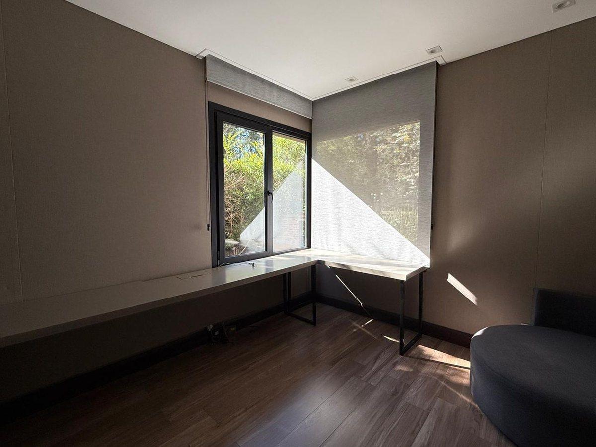 Foto de CASA 6 AMBIENTES EN ALQUILER SAINT THOMAS OESTE, imagen 4