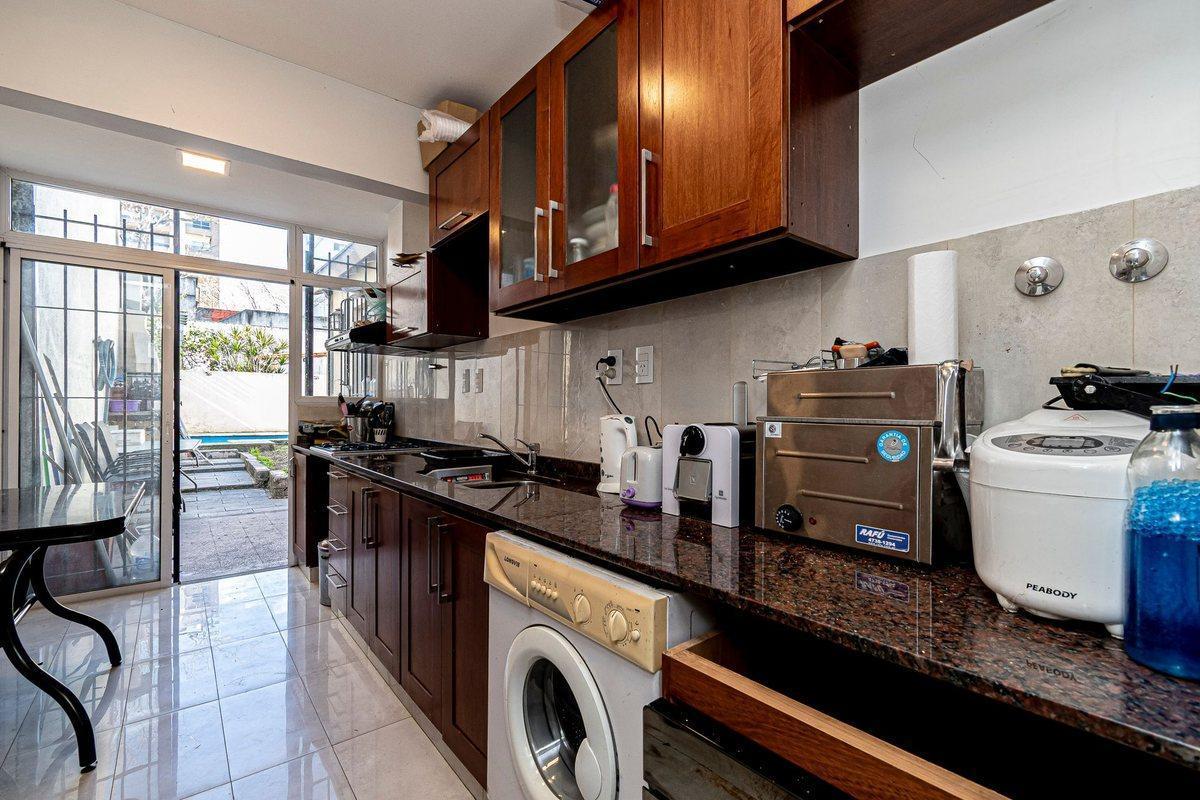 Foto de Venta Casa 4 amb en San Martin con Pileta y Jardín, imagen 3