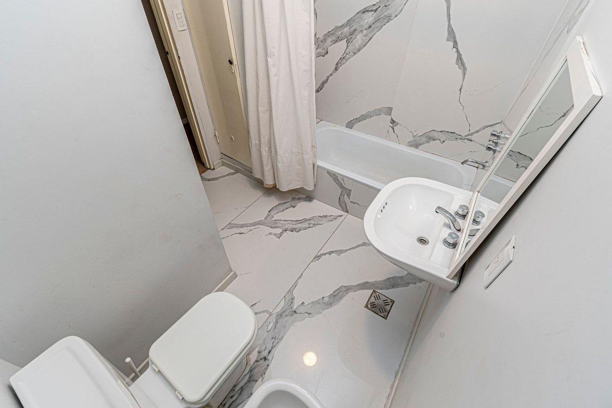 Foto de Venta Casa 4 amb en San Martin con Pileta y Jardín, imagen 2