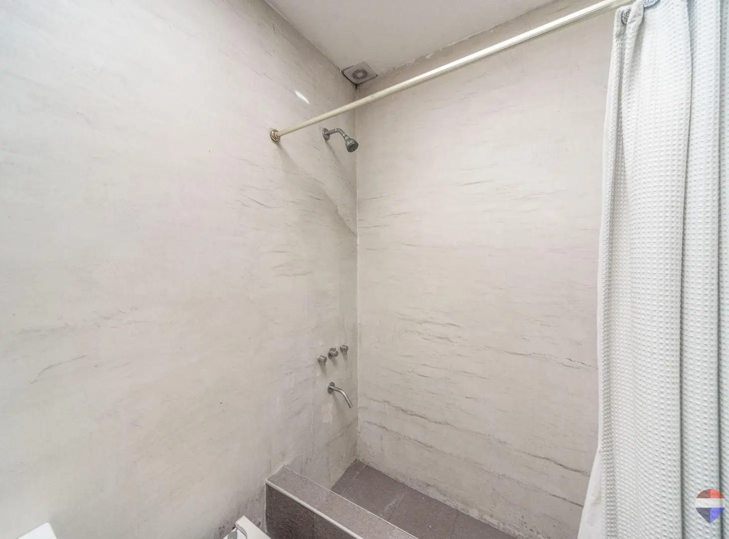 Venta PH 3 ambientes Mataderos cochera y pileta 3