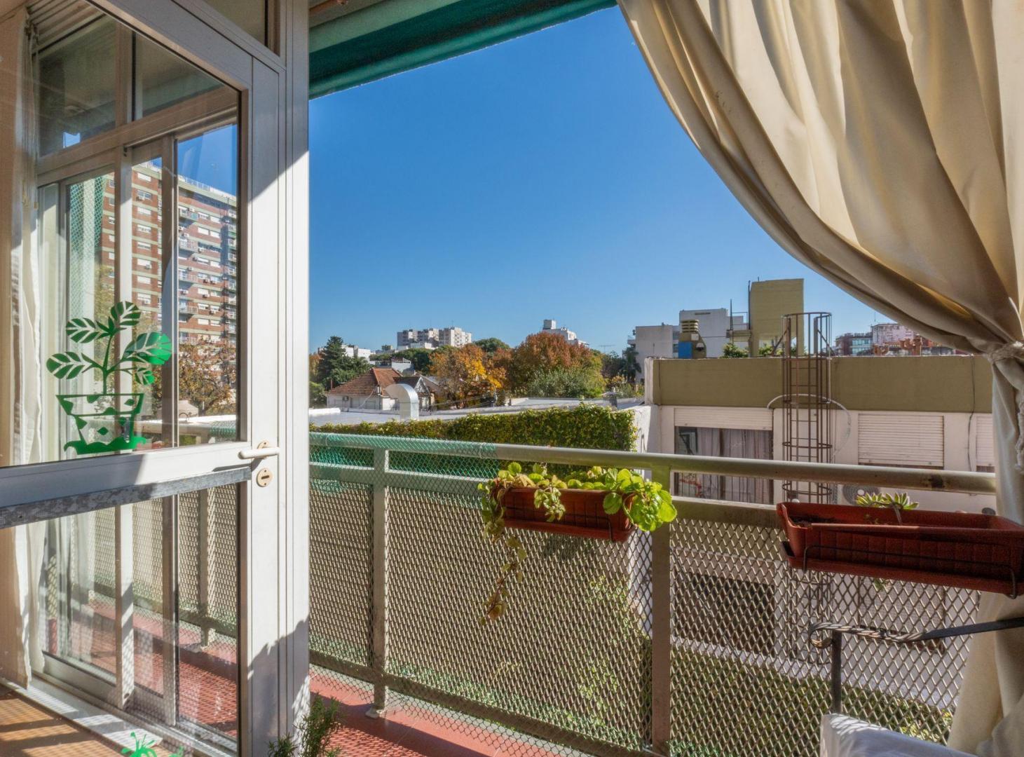 Foto de Depto venta 2 amb Coghlan Amenities, balcón y luz, imagen 5