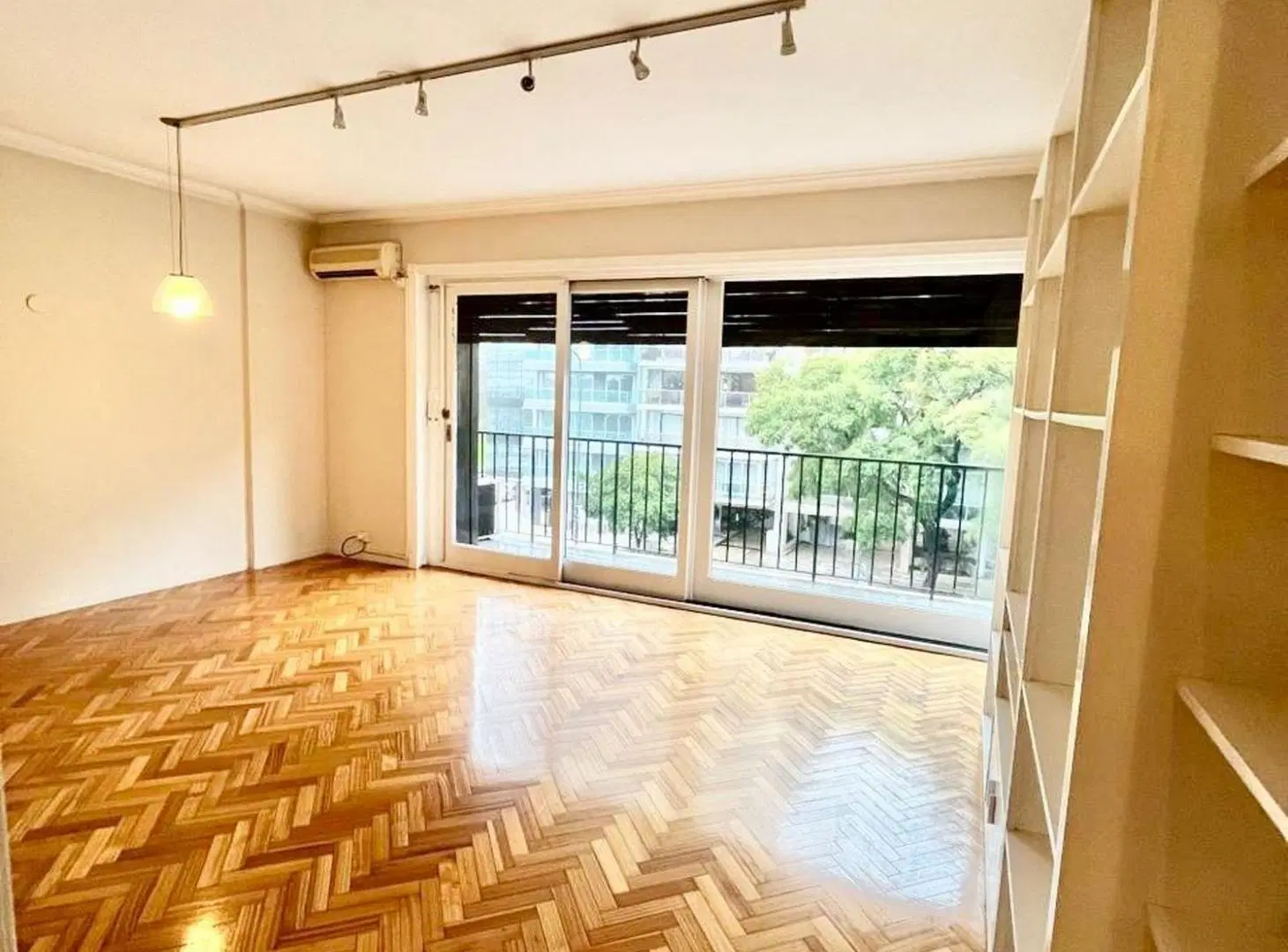 DEPARTAMENTO 3 AMB. ALQUILER BARRIO PARQUE COCHERA 3