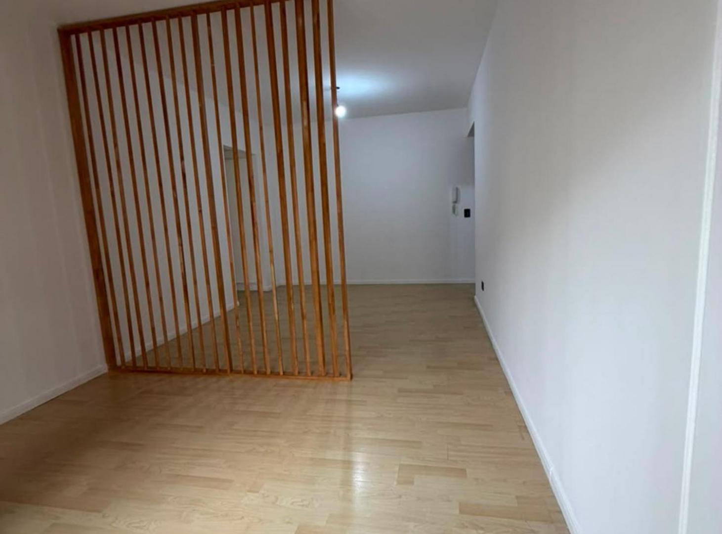 Foto de Alquiler Depto 2 Amb amplio con balcon en Belgrano, imagen 4