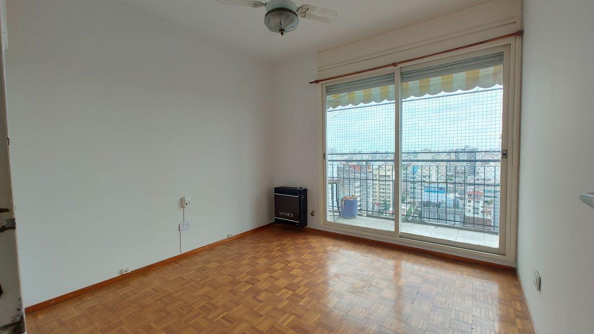 Foto de VENTA 2 AMB BALCON TORRE VISTA ABIERTA ALMAGRO, imagen 3