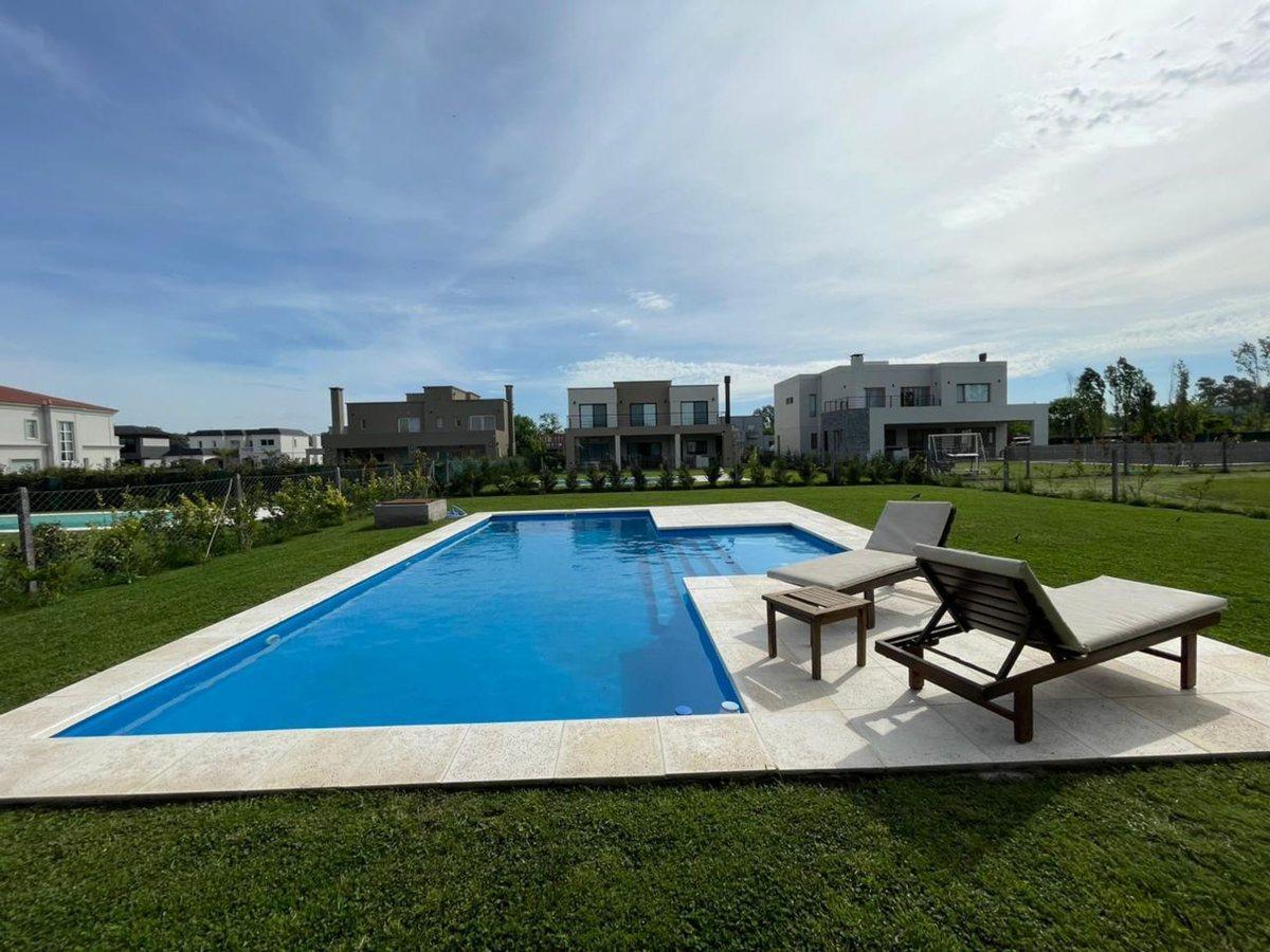 Foto de CASA 6 AMB EN VENTA BARRIO CERRADO CHATEAU PILAR, imagen 5