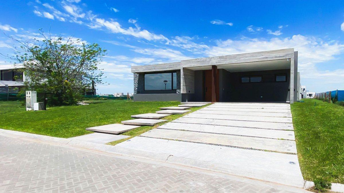 Foto de CASA EN SANTA CLARA AL SUR, imagen 1