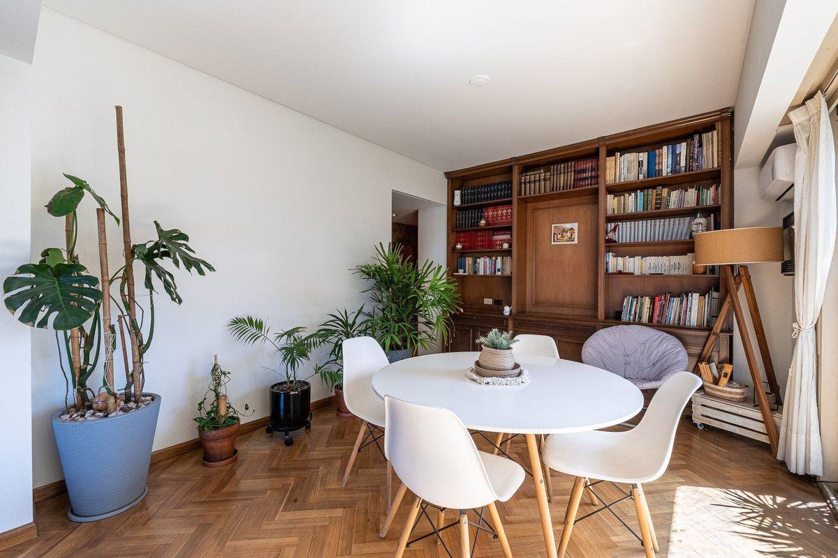 Foto de Venta departamento 4 amb Belgrano depend y cochera, imagen 5